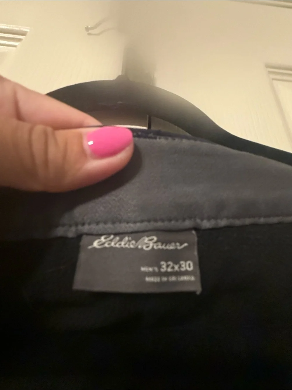Eddie Bauer Men's Dark Navy Cargo Travel Pants